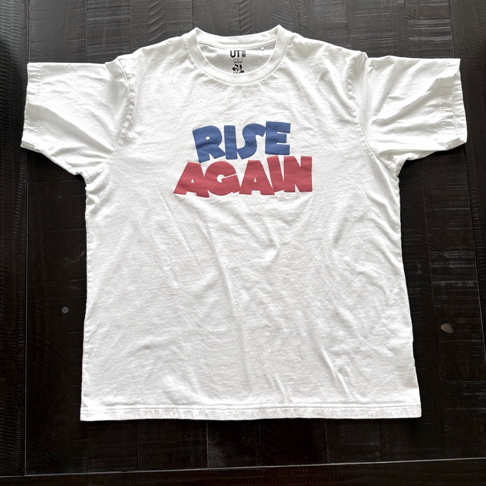 Verdy x Uniqlo UT Rise Again Short Sleeve Graphic White Tee Men’s Size Large